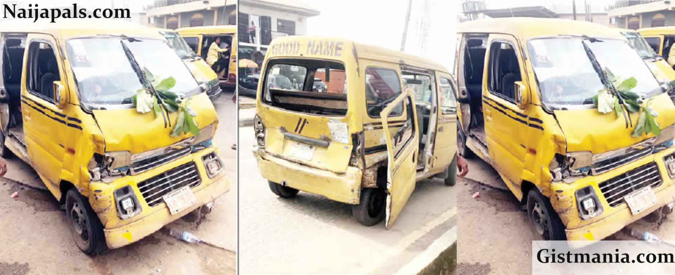 Several Injured, Corpse Transferred Midway After Funeral Bus Carrying Corpse Crashes In Lagos